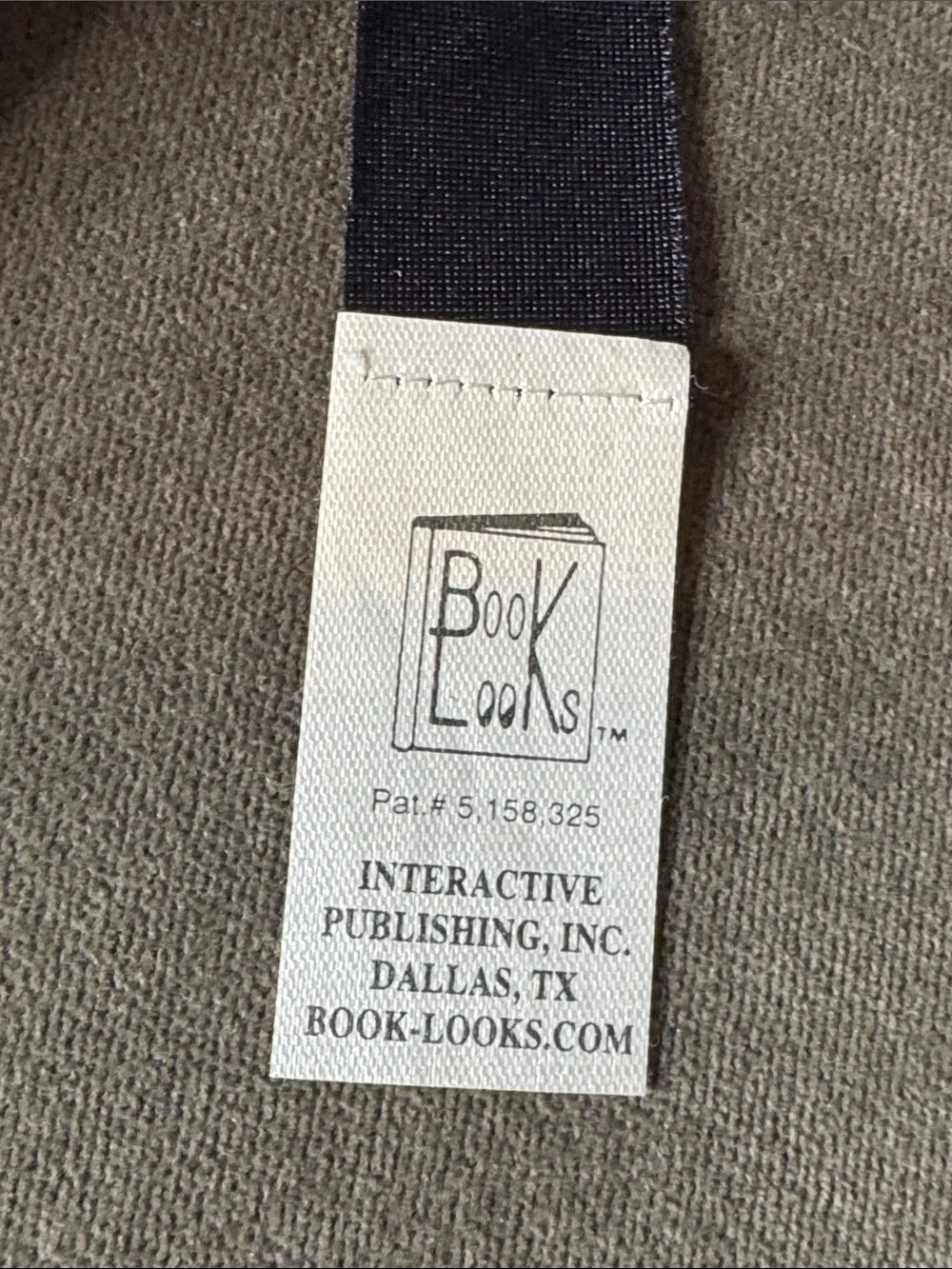 Book Looks vintage stretchable